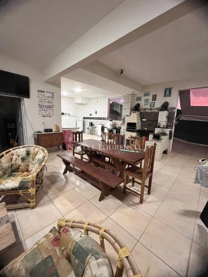 Foto 1: Sobrado à Venda no Condomínio Cambarah | 280m² - 3 Dormitórios (2 Suítes) em Terreno de 500m²