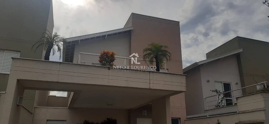 Foto 1: Casa em Condominio à venda, repleta de armarios , vista para serra , sol da manhã na suíte, área go