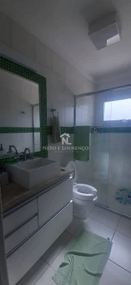Foto 2: Casa em Condominio à venda, repleta de armarios , vista para serra , sol da manhã na suíte, área go