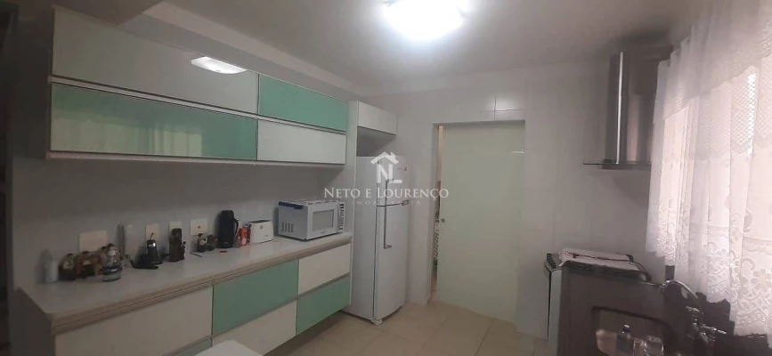 Foto 15: Casa em Condominio à venda, repleta de armarios , vista para serra , sol da manhã na suíte, área go