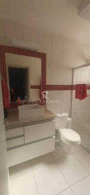 Foto 25: Casa em Condominio à venda, repleta de armarios , vista para serra , sol da manhã na suíte, área go