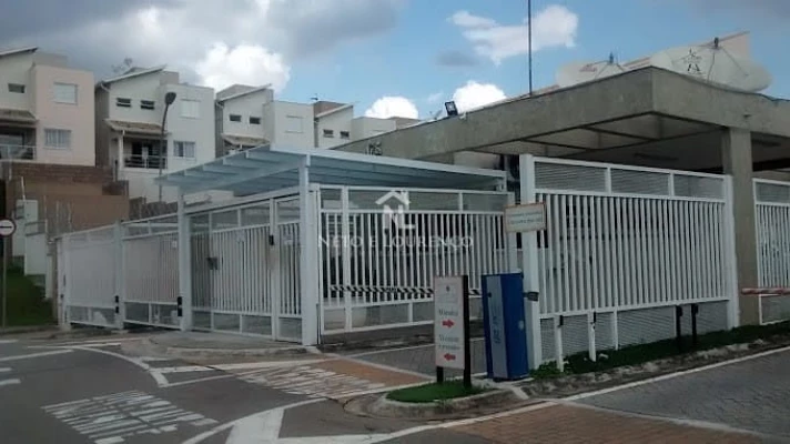 Foto 32: Casa em Condominio à venda, repleta de armarios , vista para serra , sol da manhã na suíte, área go