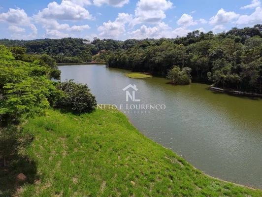 Foto 40: Casa Térrea de Esquina no Condomínio Cambarah | 245m² - 3 Suítes, Área Gourmet e Quintal Amplo