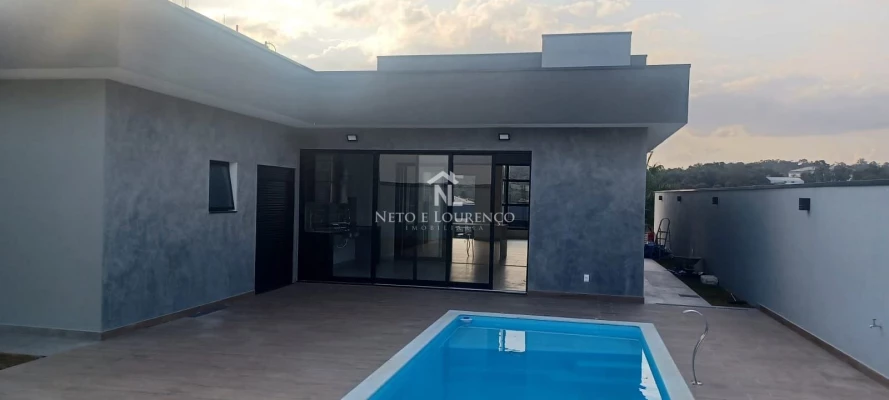 Foto 2: Casa Térrea de Alto Padrão no Condomínio Cambarah | 230m² Construídos - 3 Dormitórios, Suíte com Cl