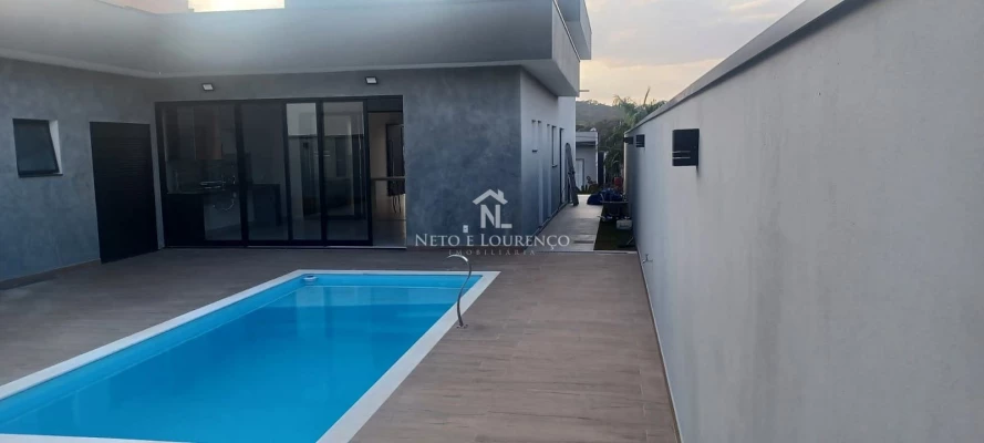 Foto 3: Casa Térrea de Alto Padrão no Condomínio Cambarah | 230m² Construídos - 3 Dormitórios, Suíte com Cl