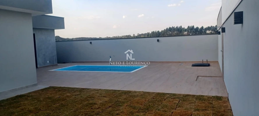Foto 4: Casa Térrea de Alto Padrão no Condomínio Cambarah | 230m² Construídos - 3 Dormitórios, Suíte com Cl
