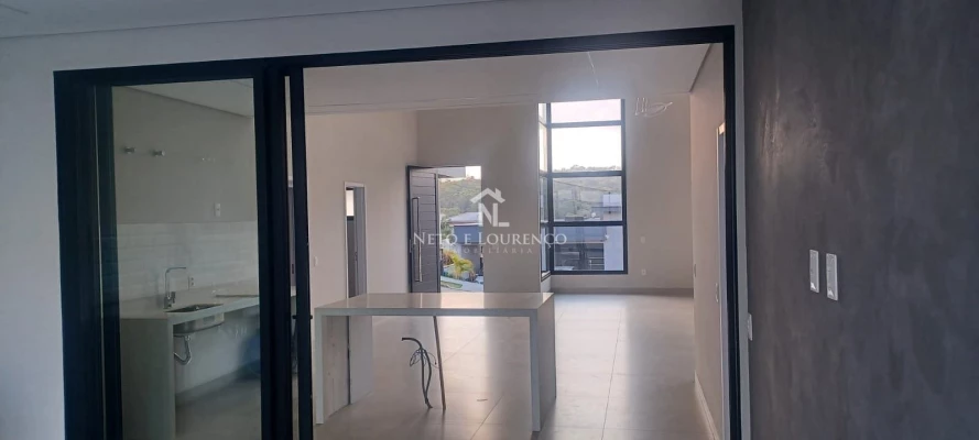 Foto 14: Casa Térrea de Alto Padrão no Condomínio Cambarah | 230m² Construídos - 3 Dormitórios, Suíte com Cl