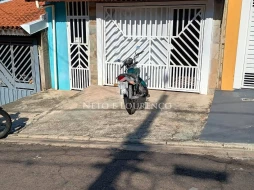 Imagem Casa à venda no bairro Cruz Alta em Várzea Paulista, SP